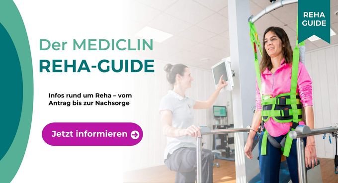 Der MEDICLIN Reha-Guide Patientin im Gangtrainer, Therapeutin, Reha-Guide-Teaser
